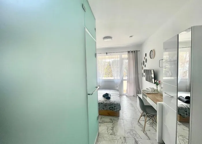 Glassroom- самостоятелна Private * Varna